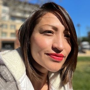 Meet your Posher, Corrine